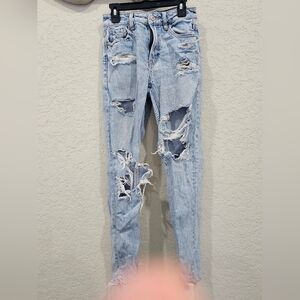 American Eagle Outfitters Light Wash Ripped Skinny Jeans